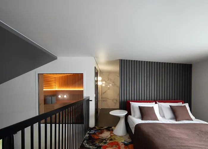 Amsterdam Plaza Hotel&SPA