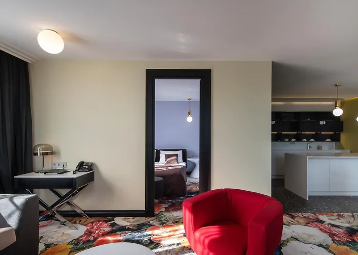 Amsterdam Plaza Hotel & Spa