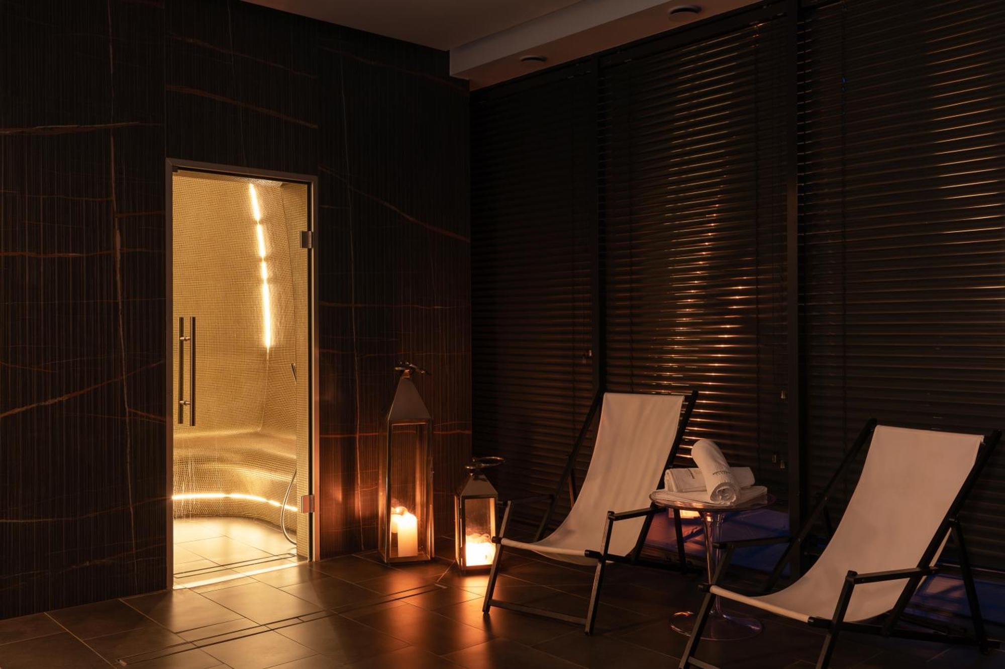 Viešbutis Amsterdam Plaza & 5*