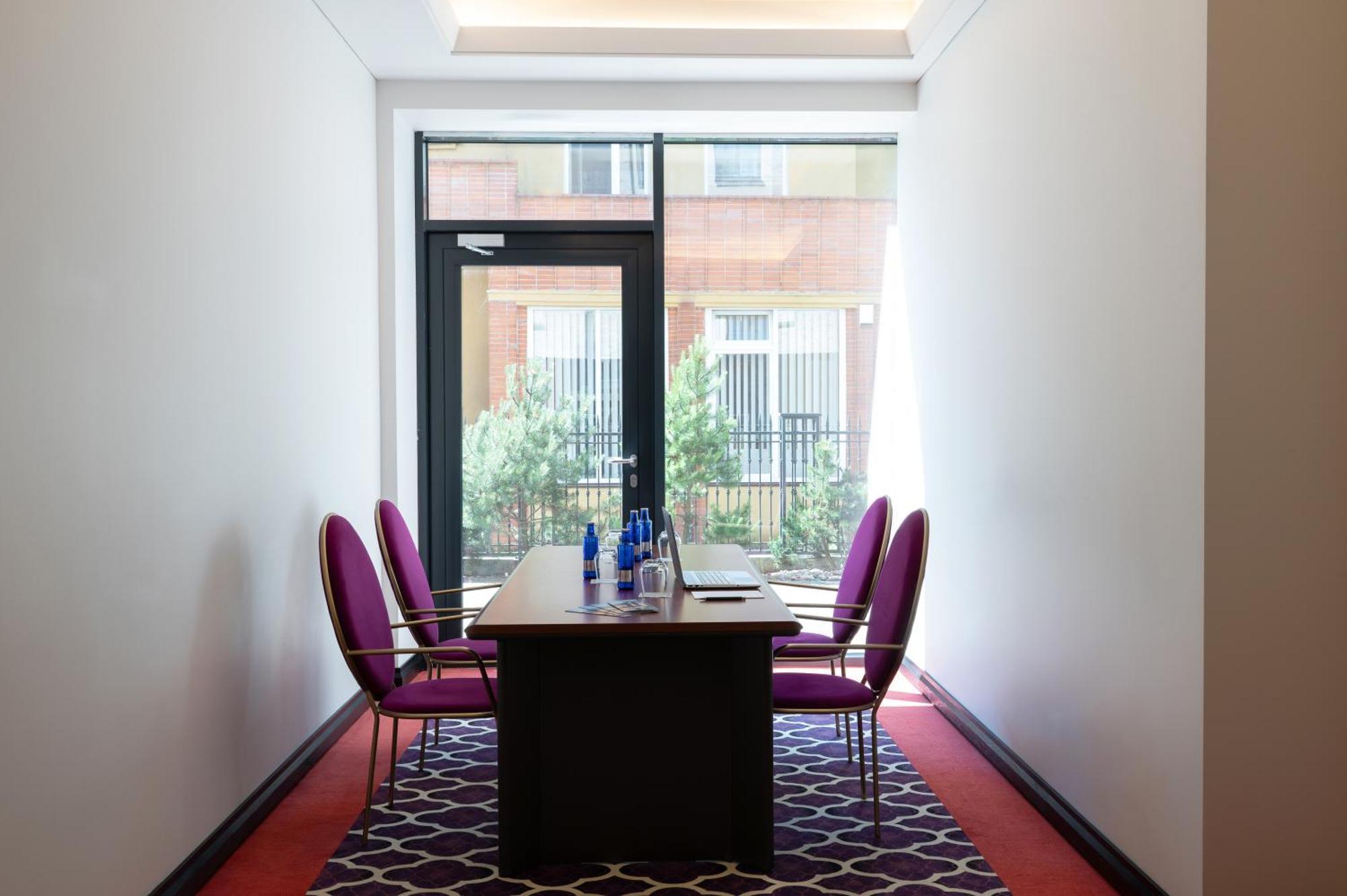 Amsterdam Plaza Hotel&spa 5*