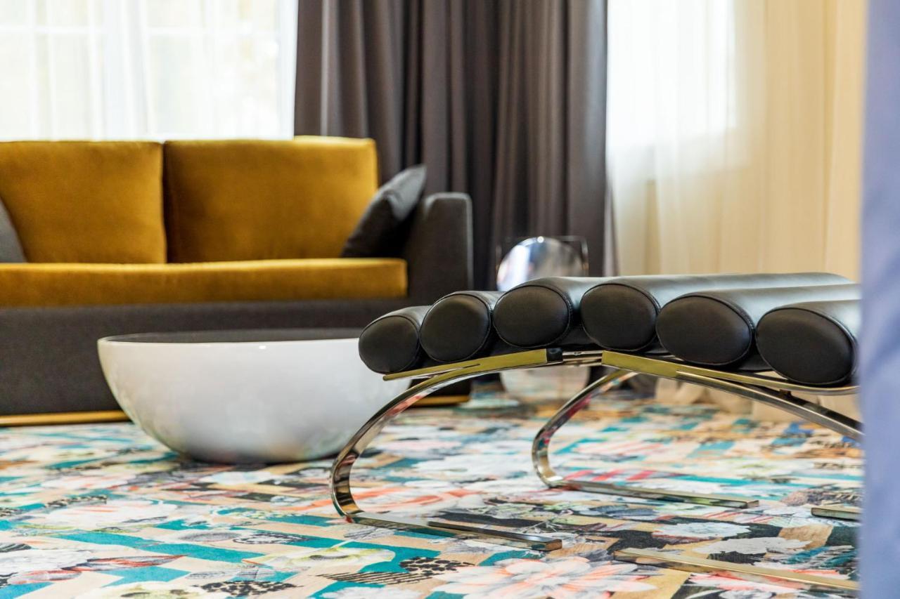 Amsterdam Plaza & Hotell 5*